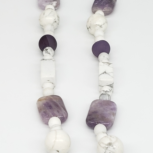 Amethyst & Howlite Beaded Boho Necklace - Picture 5 of 9